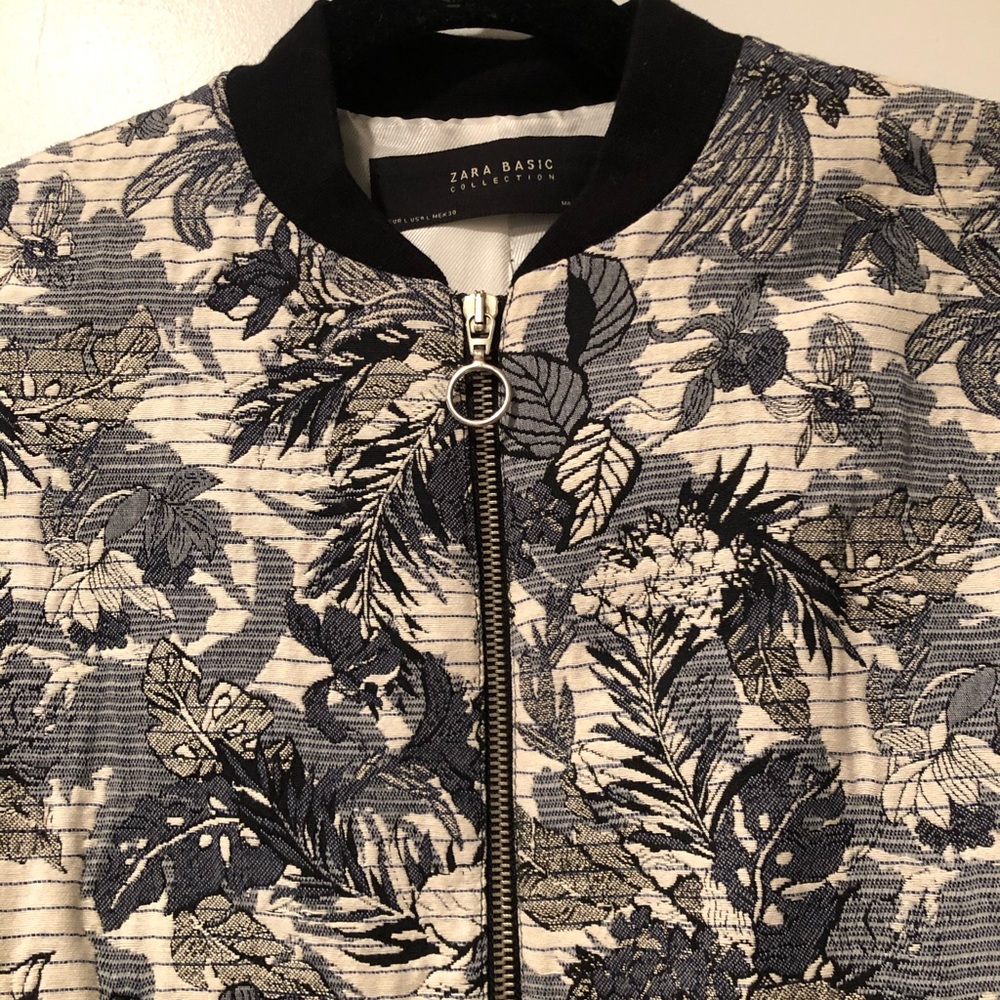 Lightweight Zara Jacket never worn